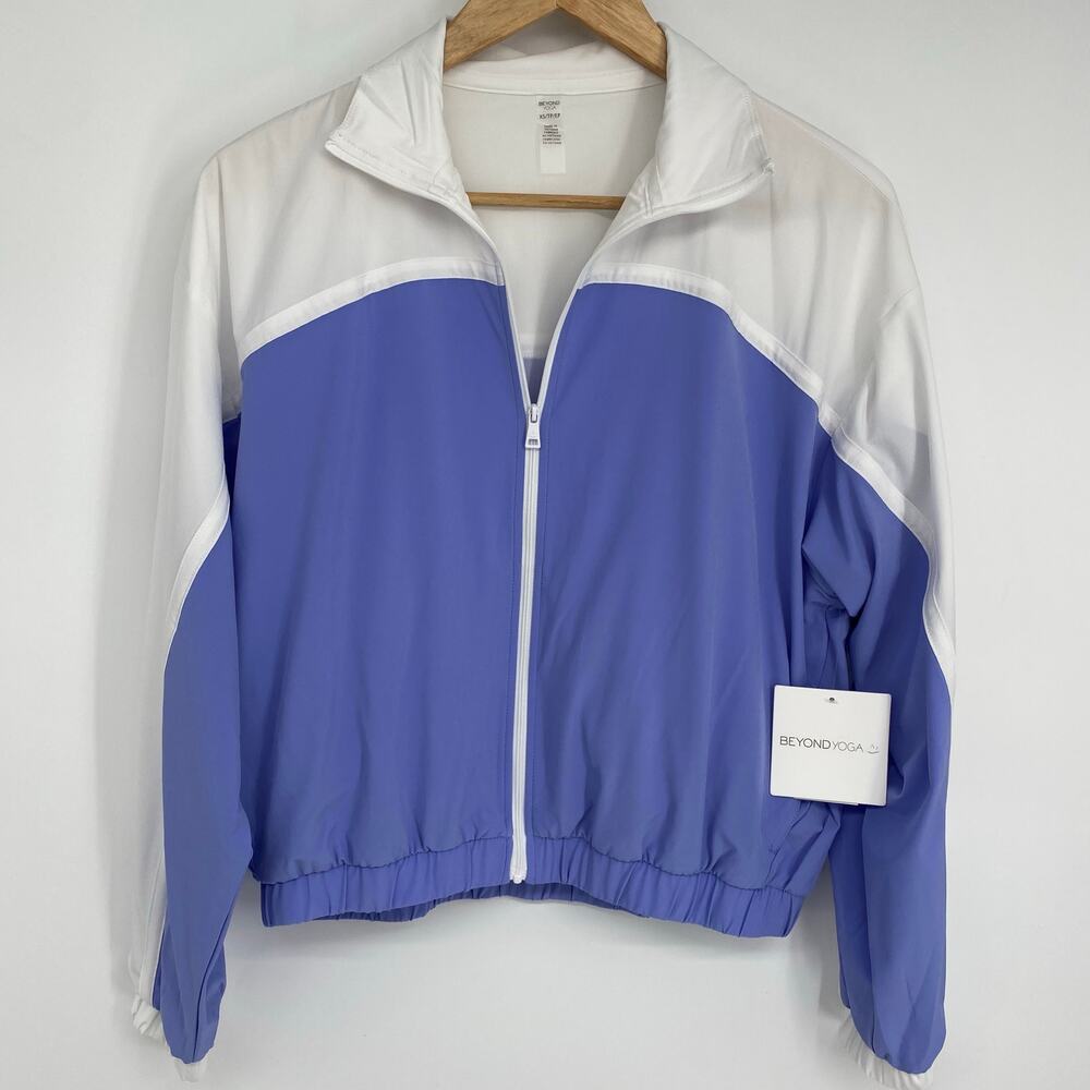Beyond Yoga Go Retro Colorblock Jacket Periwinkle & White Active Pickleball XS